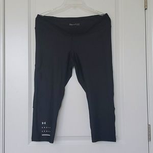 Women's Under Armour Capri Athletic Pants XL